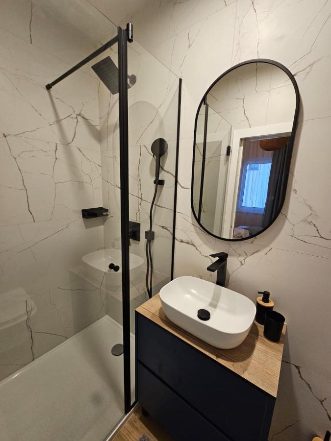 Villa Lux Apartments Рогозница Экстерьер фото
