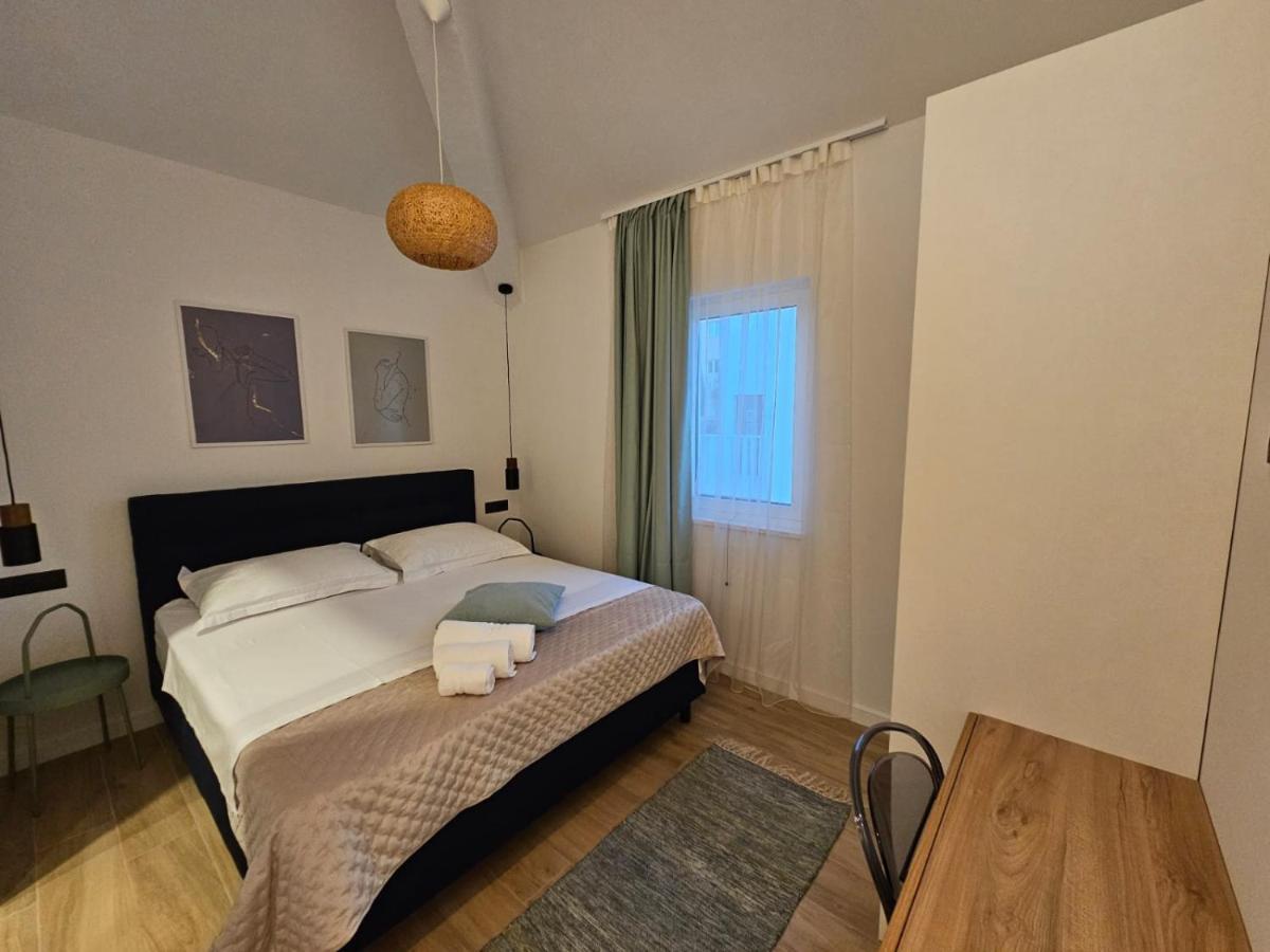 Villa Lux Apartments Рогозница Экстерьер фото